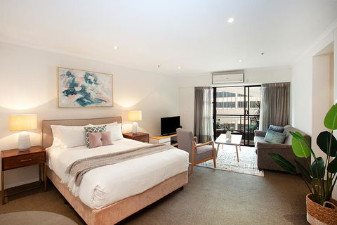Urban Rest - York St SB - Accommodation Perth 0