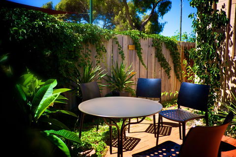 UrbanStyle Claremont Apartment - Accommodation Perth 1