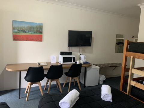 Valley View Motel - Perth Resorts 1