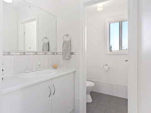 VALLEY VIEWS - 10 Valley Heights Drive - Perth Resorts 1