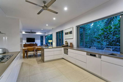 Veldree Palm Cove Rainforest Views,Privacy,Close To The Beach And Restaurants - Perth Resorts 2