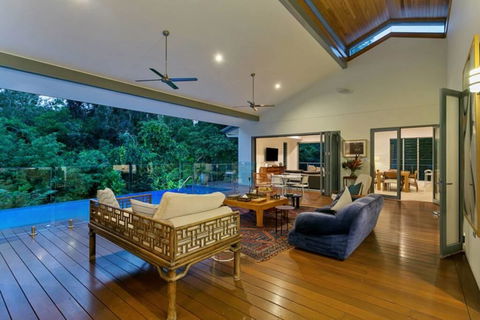 Veldree Palm Cove Rainforest Views,Privacy,Close To The Beach And Restaurants - Perth Resorts 0