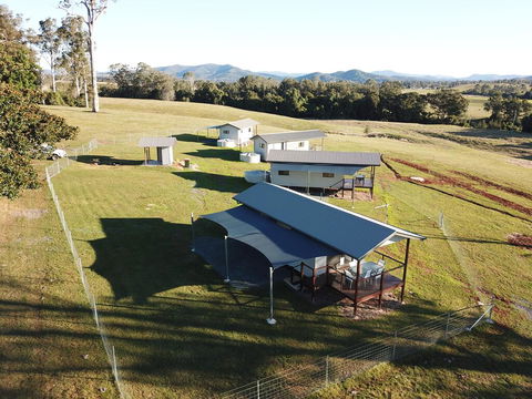 Valley Cabins By The Creek - Accommodation Perth 0