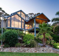 Venabu on Garuwa 20 Garuwa Street - spectacular house with fabulous views - Accommodation Perth