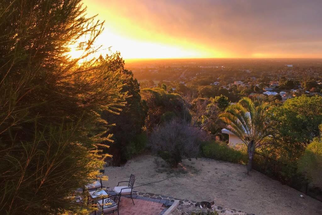 Swan View WA Perth Resorts