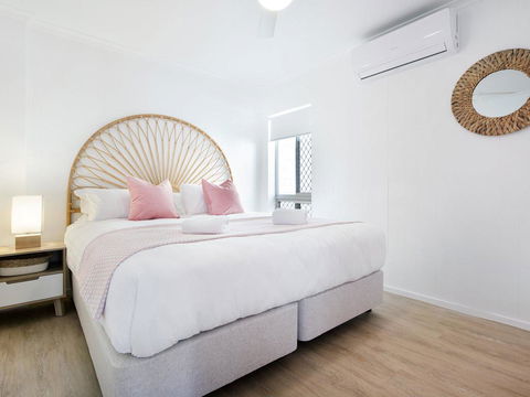 Ventura Beach Motel 2 Bedroom Poolside - Perth Resorts 1