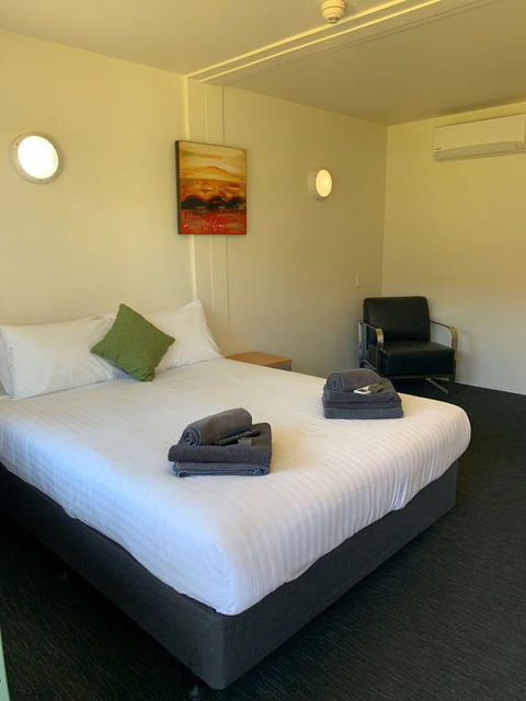 Victoria Village - Accommodation Perth 3