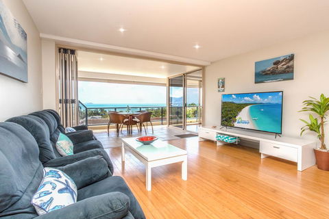 VIEWS ON ELSHEBY - Perth Resorts 0