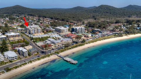 Views, Views & More Views, Sub-Penthouse In Shoal Bay - Accommodation Perth 3