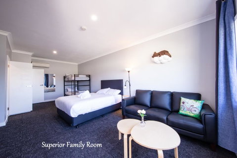 Vikas - Accommodation Perth 0