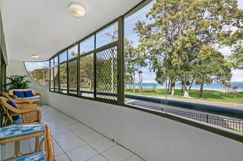 Views, Pool, Air Conditioning - Karoonda Sands Welsby Pde, Bongaree - Accommodation Perth 0