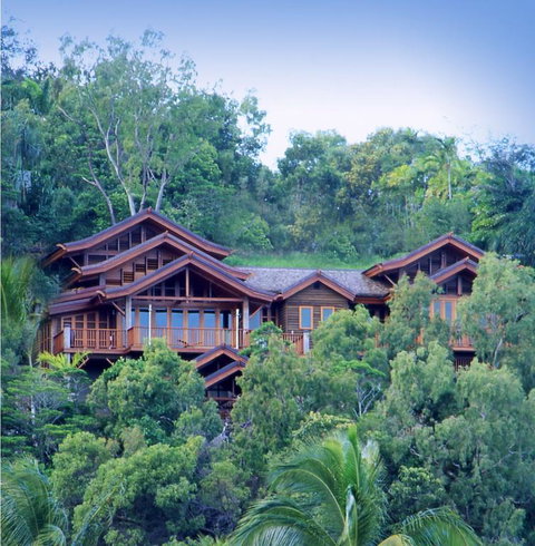 Villa Empat Puluh Dua - Accommodation Perth 3