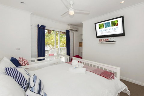 Villa Fullmoon - Accommodation Perth 0