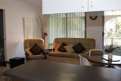 VILLA MANYANA 7 - Accommodation Perth 3