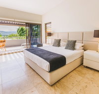 Villa Mercedes - Luxury Holiday Villa - Accommodation Perth