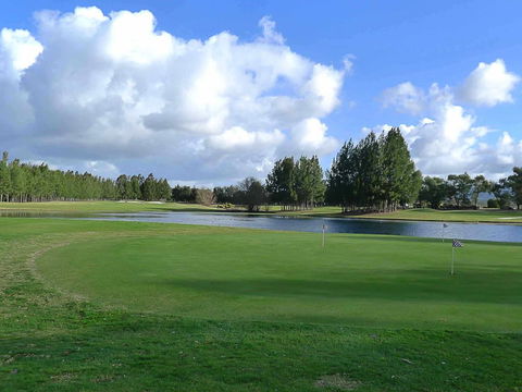 Villa On The Green - Accommodation Perth 3