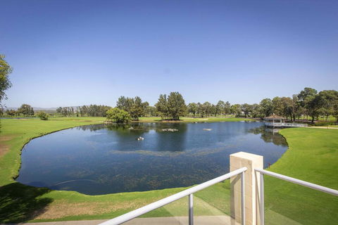 Villa On The Green - Accommodation Perth 1