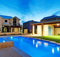 Villa Serenity On The Terrace - Accommodation Perth