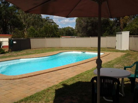 Wagon Wheel Motel & Units - Accommodation Perth 0
