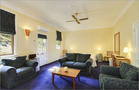 Walhalla's Star Hotel - Accommodation Perth 2