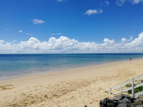 Walk To Beach Queenslander HOME In CBD Hervey Bay - Perth Resorts 0