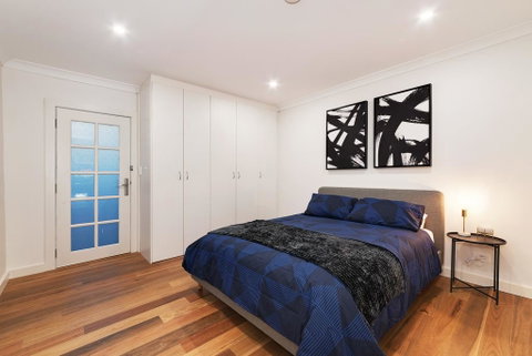 Walk To The City, Fish Market, Darling Harbour - Accommodation Perth 1