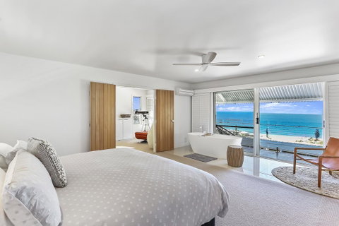 Walking On Sunshine - Accommodation Perth 3