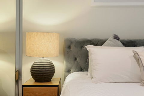 Walking To Darling Harbour, ICC,QVB, Shopping Mall - Accommodation Perth 2
