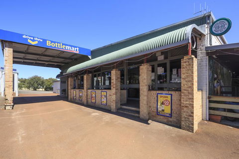 Walpole Hotel Motel - Accommodation Perth 2