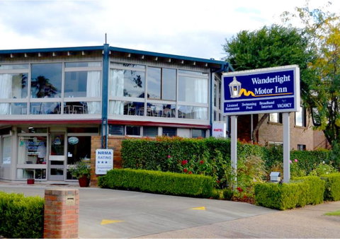 Wanderlight Motor Inn - Accommodation Perth 0
