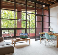 Warehouse Apartment with Balcony in Trendy Area - Accommodation Perth