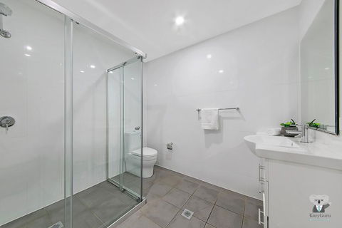 WARRICK FRAM 3 BEDS APT FREE PARKING WALK TO WESTFIELD CLOSE TO HOSPITAL NWF003 - Perth Resorts 3