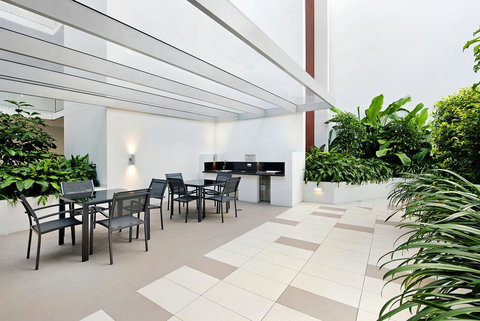 Waterford Apartments - Accommodation Perth 3
