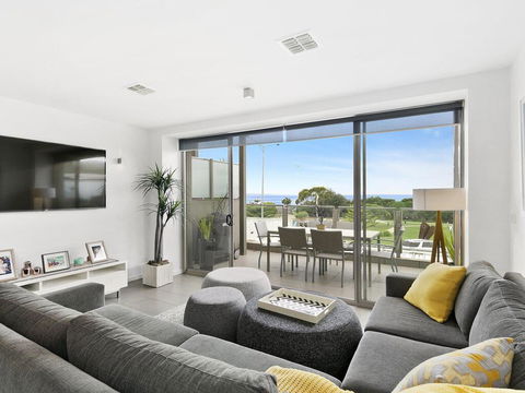 WATERFRONT TWO - Position Perfect , , , NEW LISTING 2019, , ,  - Perth Resorts 0