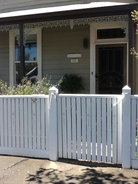 Redruth Cottage - Accommodation Perth 22