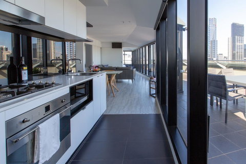 Flinders Luxury Penthouse - Accommodation Perth 15