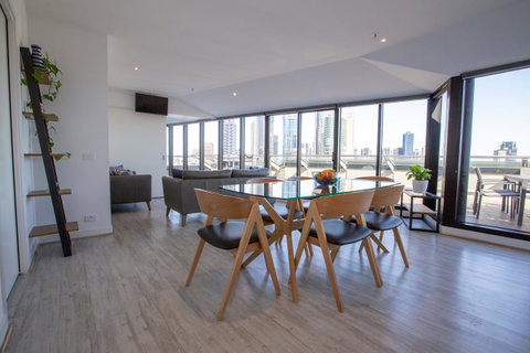 Flinders Luxury Penthouse - Accommodation Perth 0