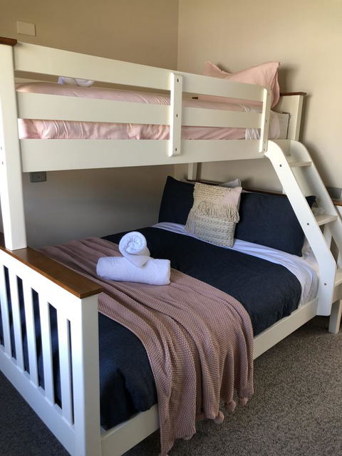 The PC Cottage - Accommodation Perth 13