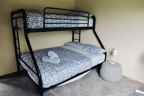 Red Ceder Cottage - Great Ocean Road - Port Campbell - Accommodation Perth 6