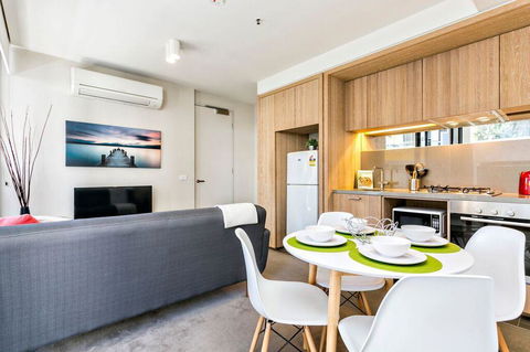 Complete Host 50 Claremont St Apartments - Accommodation Perth 25