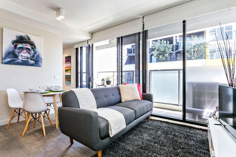 Complete Host 50 Claremont St Apartments - Accommodation Perth 17