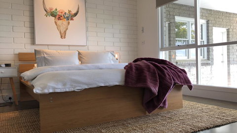 Casa Dromana - Accommodation Perth 9