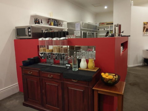 Ansonia On Lydiard - Accommodation Perth 15