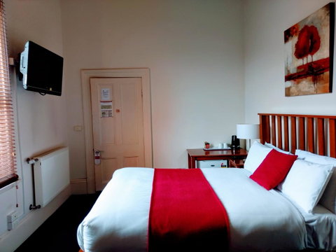Ansonia On Lydiard - Accommodation Perth 36