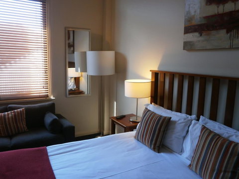 Ansonia On Lydiard - Accommodation Perth 44