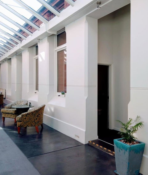 Ansonia On Lydiard - Accommodation Perth 23