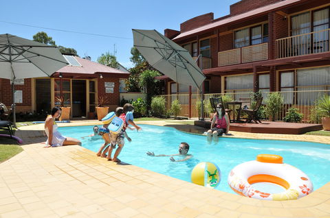 National Hotel Complex Bendigo - Accommodation Perth 12