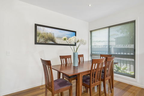 Bask At The Glade - Rejuvenate Stays - Accommodation Perth 11