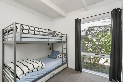 Mysa Anglesea Sleeps 7 WiFi SmartTV Cafes Shops - Perth Resorts 10