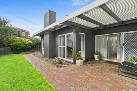 Mysa Anglesea Sleeps 7 WiFi SmartTV Cafes Shops - Perth Resorts 7